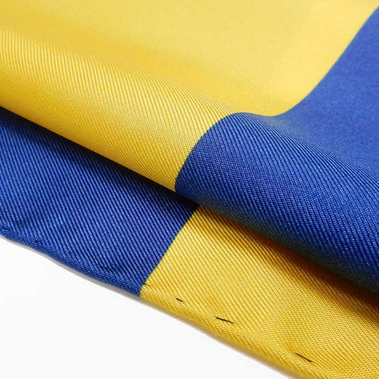 ウクライナ国旗風 バイカラー手縫いポケットチーフ 黄色×青 バイカラー ツートンカラー 絹100％ メール便可 AK-BY05 :AK