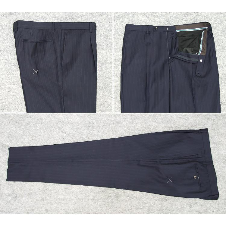 秋冬物 [Ermenegildo Zegna]ゼニア生地 TRAVELLER使用 ベーシック2釦スーツ 紺縞 ロゴ入り裏地 EZR-N07の画像