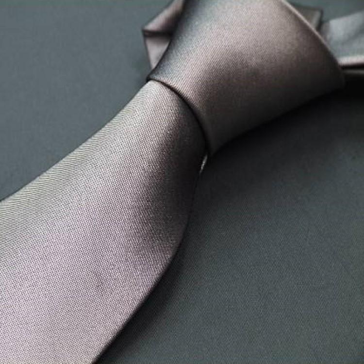 礼装 結婚式 披露宴 フォーマルネクタイ ディレクターズスーツ用 シルク100 パーティーシルバーグレー 無地 日本製 メール便可 Fnd1 背広屋石k 通販 Yahoo ショッピング