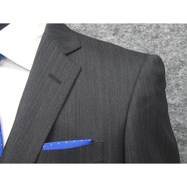 秋冬物 3ピース スタイリッシュ2釦シングルスーツ 濃グレーストライプ