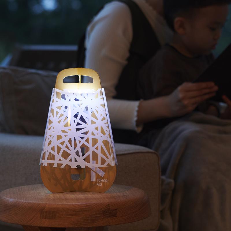 災害 ライト ランプ 防災グッズ TOMORI AID 懐中電灯はお客様でご用意