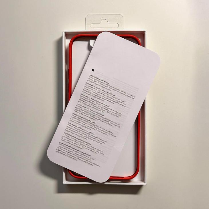 【新品未使用】iPhone12/12Pro 用 純正レザーケース iPhone 12 Apple純正 MagSafe対応 / Pro レザーケース・サドルブラウン