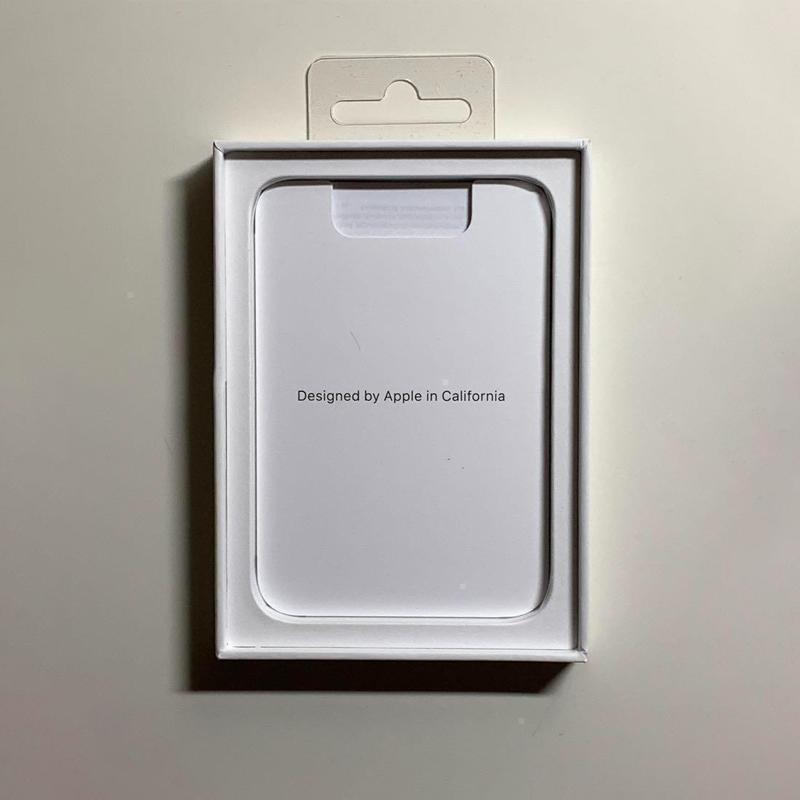 iPhone Apple アップル 純正 MagSafe対応 レザーウォレット iPhone Apple アップル 純正 MagSafe対応 レザーウォレット