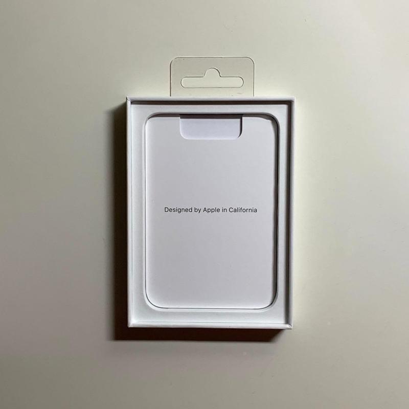 iPhone Apple アップル 純正 MagSafe対応 レザーウォレット iPhone Apple アップル 純正 MagSafe対応 レザーウォレット