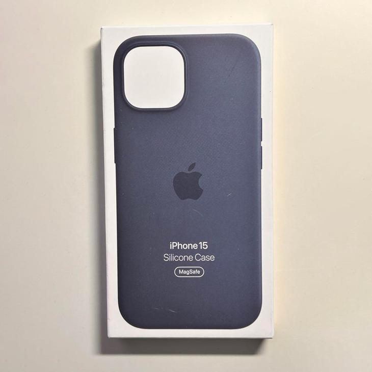 iPhone Apple アップル 純正 15 シリコンケース・ストームブルー iPhone Apple アップル 純正 15 シリコンケース・ストームブルー