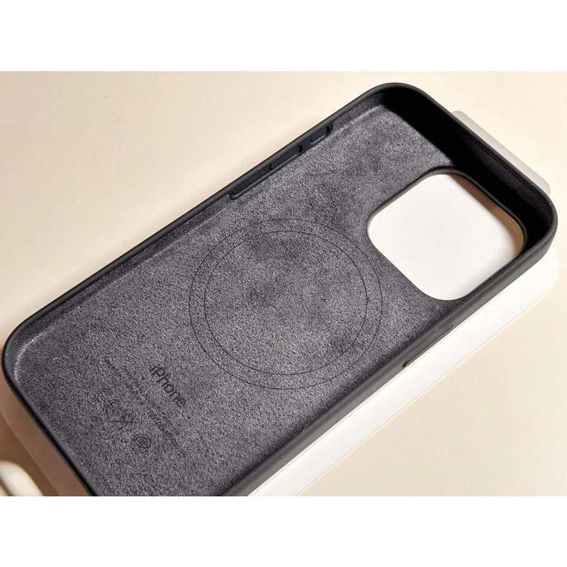 iPhone Apple アップル 純正 15 Pro シリコンケース・ブラック iPhone Apple アップル 純正 15 Pro シリコンケース・ブラック