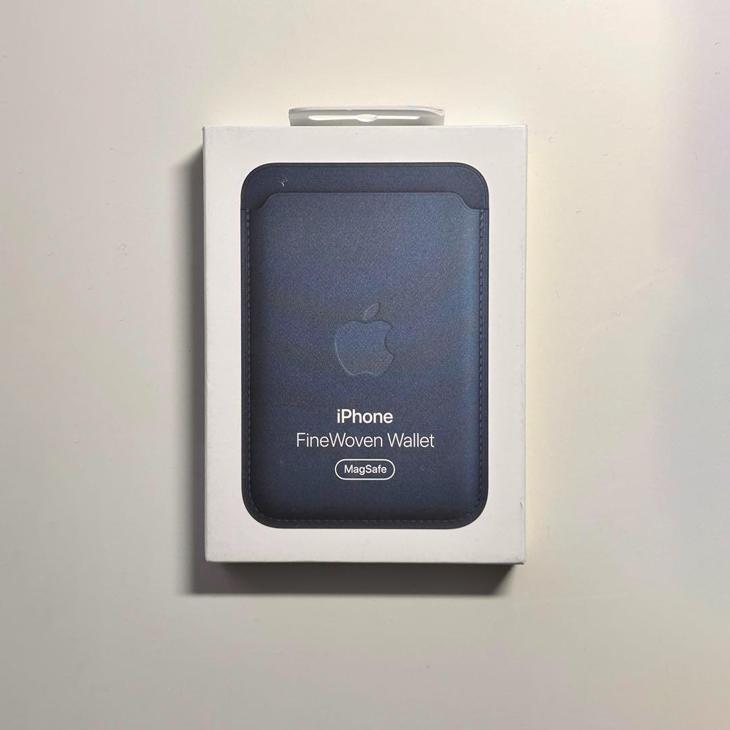 Apple アップル 純正 MagSafe対応iPhoneファインウーブン Apple アップル 純正 MagSafe対応iPhoneファインウーブン