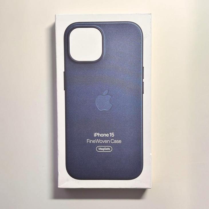 iPhone Apple アップル 純正 15 ファインウーブンケース