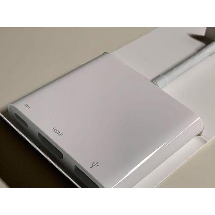 Apple Apple純正 USB-C Digital AV Multiport アダプタ ほぼ新品
