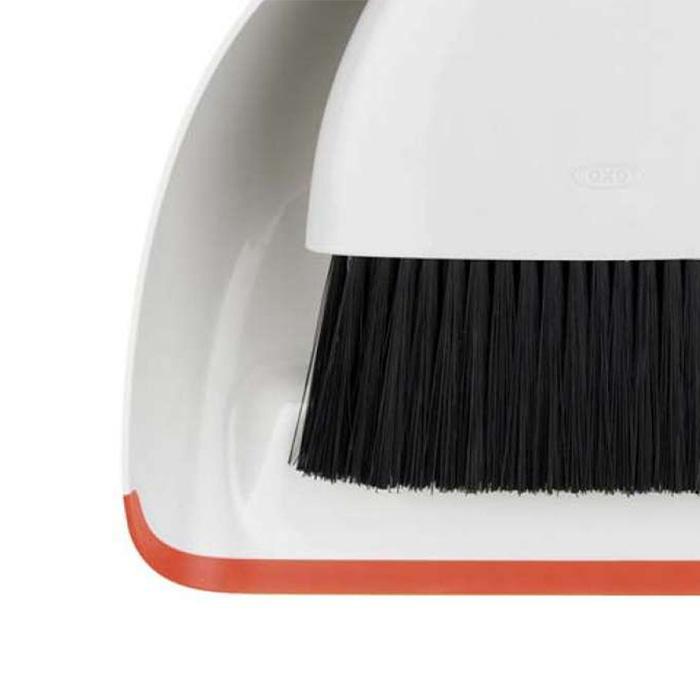 OXO ほうき ちりとり ダストパン & ブラシ セット オレンジ i8my1cf OXO（オクソー） ダストパン&ブラシセット オレンジ 箒 ほうき