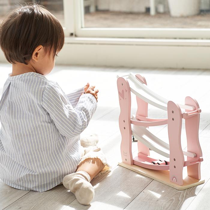 labellabel レーベルレーベル カースライダー ミニカー 車 おもちゃ 1歳半 2歳 スロープトイ 木製 知育 玩具 木のおもちゃ 赤ちゃんの画像