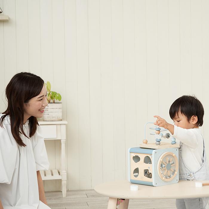 labellabel レーベルレーベル アクティビティキューブ おもちゃ 知育玩具 型はめパズル 音 男の子 女の子 誕生日 出産祝い プレゼントの画像