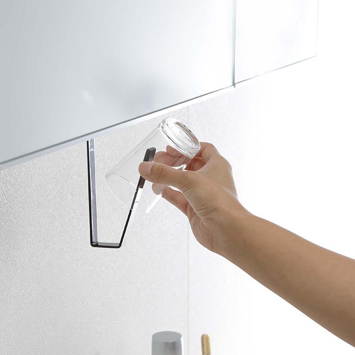 洗面戸棚下タンブラーホルダー Tower おしゃれ 吊り下げ戸棚 洗面所 洗面台 コップホルダー うがい 戸棚下収納 サニタリー収納 山崎実業 5002 5003 ヤマソロ公式 A La Mode 通販 Paypayモール