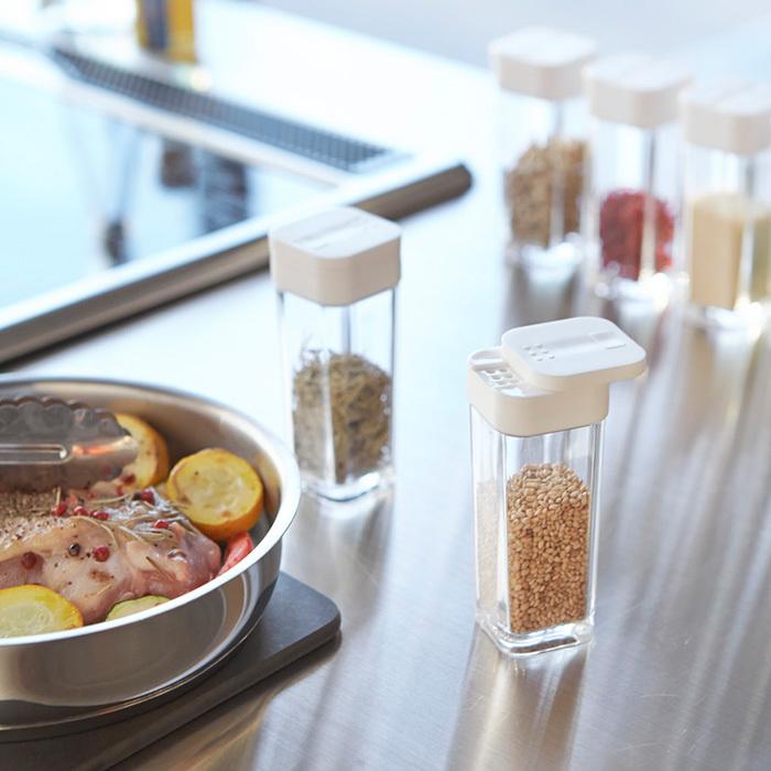 山崎実業 公式 タワー スパイスボトル tower 調味料入れ キャニスター 保存容器 塩胡椒入れ 塩 コショウ スパイス 片手で開閉 2863 2864 | tower | 11
