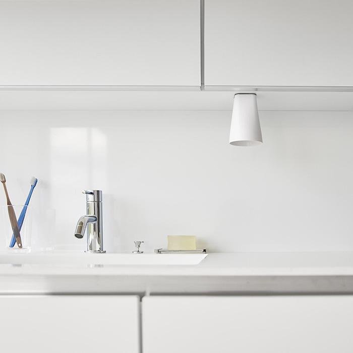 山崎実業 公式 タワー フィルムシート洗面戸棚下マグネットタンブラー tower タンブラー コップ ホルダー 吊戸棚 浮かせる収納 1751 1752 | tower | 12