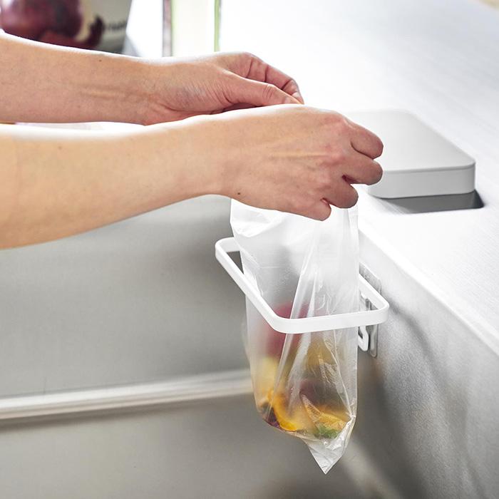 山崎実業 公式 タワー フィルムフック蓋付きポリ袋ホルダー tower 生ごみ ゴミ箱 ゴミ袋 ビニール袋 三角コーナー 水切り 1289 1290 | tower | 14