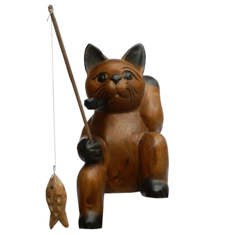 木彫り アジアン雑貨 ねこの木彫り 魚釣りのおじさん猫(大)7 : アジア