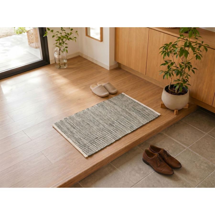 ラグ カーペット キリム 50x80 秋 冬 手織り エコ素材 JURO PLAIN グレー 快適 おしゃれ 北欧 玄関 マット オールシーズン 絨毯 柔らかい 暖かい | EーBLIND | 01