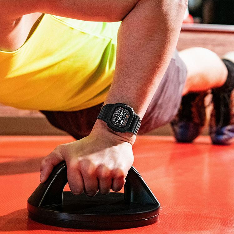G-SQUAD G-SHOCK Gショック スポーツ スマホ連動 デジタル G-SQUAD G-SHOCK Gショック スポーツ スマホ連動 デジタル