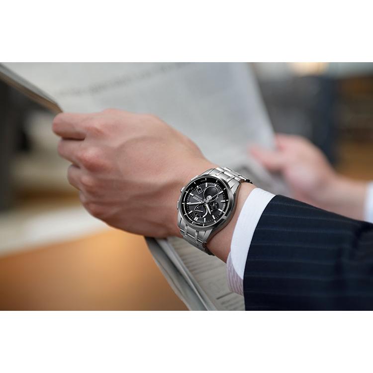 シチズン CITIZEN アテッサ ATTESA エコ・ドライブ 電波時計 月齢自動計算 ルナプログラム ムーンフェイズ メンズ 腕時計 BY1001-66Eの画像