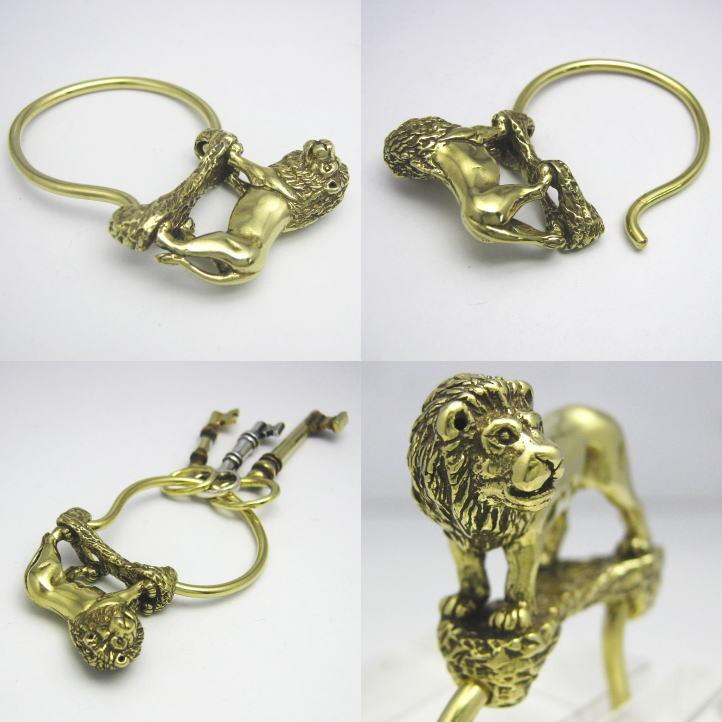 金色の獅子 ライオンキーリング ブラス 真鍮(キーホルダー、キー