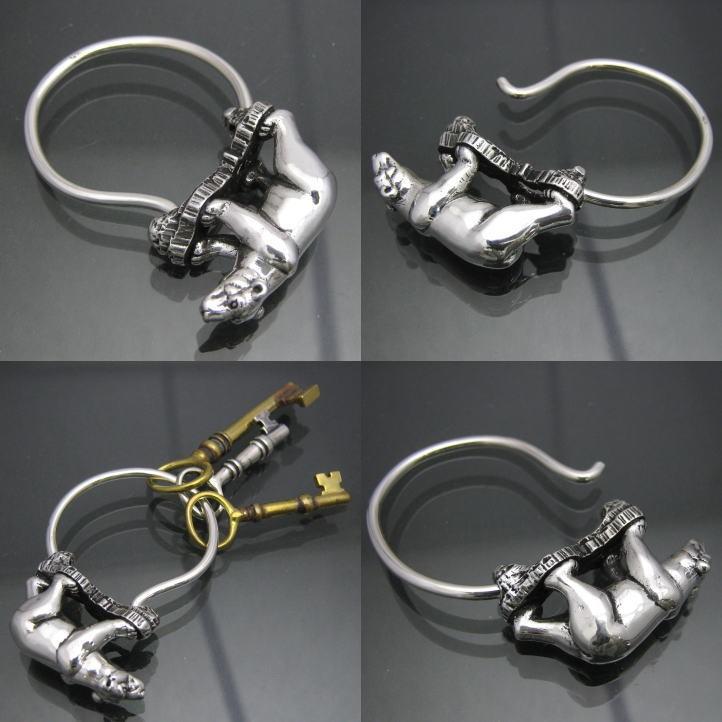銀の北極熊、ホッキョクグマキーリング シルバー925 (キーホルダー
