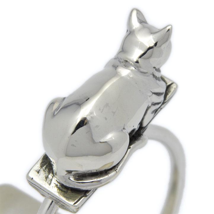 銀の猫、眠るネコキーリング シルバー925 SV925(キーホルダー、キー