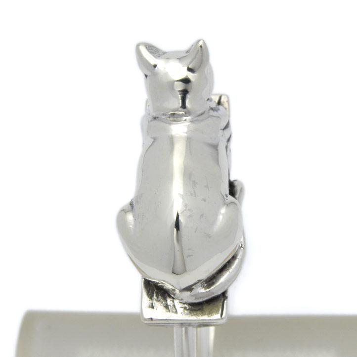 銀の猫、眠るネコキーリング シルバー925 SV925(キーホルダー、キー