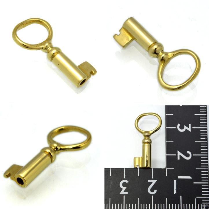 真鍮の鍵 ブラスアンティークキーペンダント4 真ちゅう製 brass 黄銅