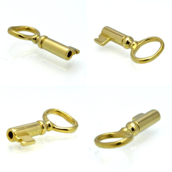 真鍮　レトロ　鍵 楽天市場】真鍮の鍵 ブラスアンティークキーペンダント1【neck-853