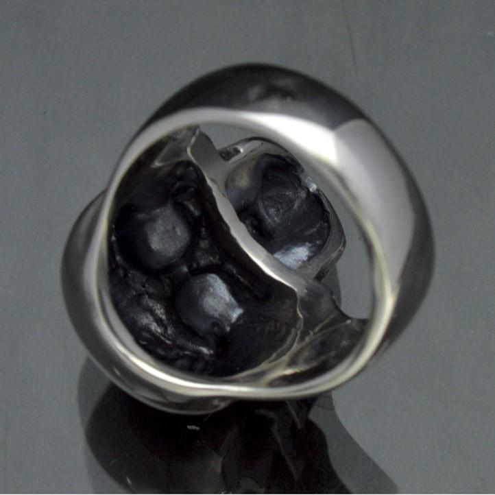 怒りの髑髏 レイジスカルリング シルバー925 銀製【ring-733-R104】の画像