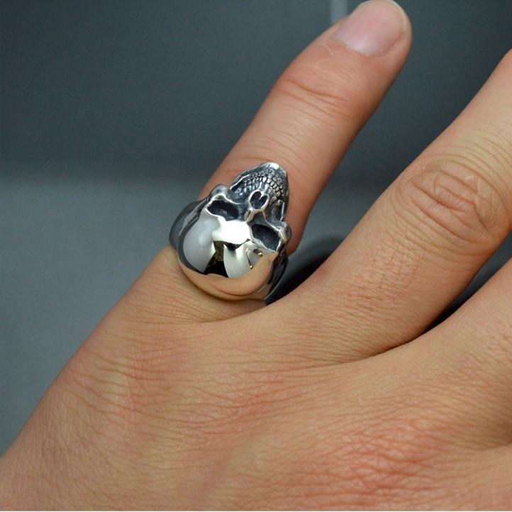 怒りの髑髏 レイジスカルリング シルバー925 銀製【ring-733-R104】の画像