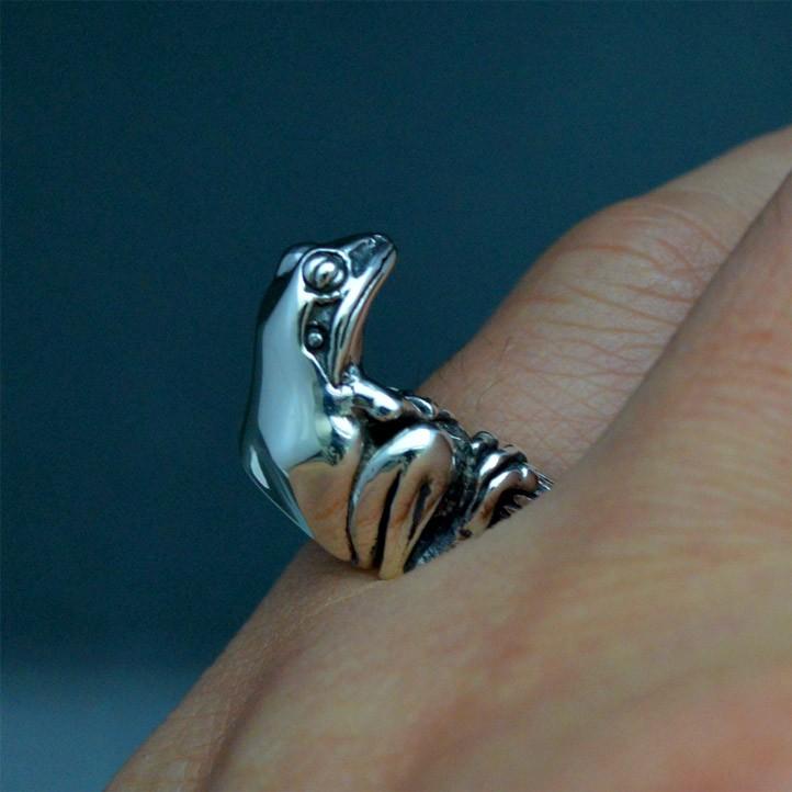 銀の蛙の指輪 ニホンアマガエルリング 【No,1】 シルバー925 銀