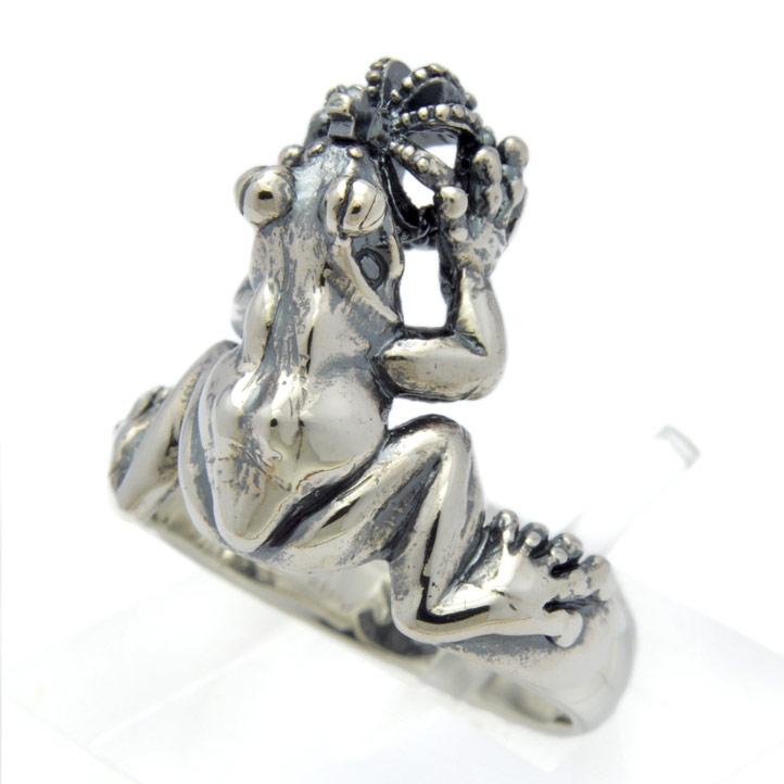 銀の蛙と王冠の指輪 カエルの王さまリング シルバー925 銀 silver925