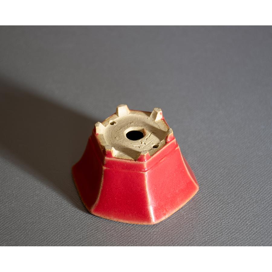 ミニ盆栽鉢 赤釉六角盆栽鉢 小さな盆栽鉢 國井正子盆栽鉢 盆栽鉢作家