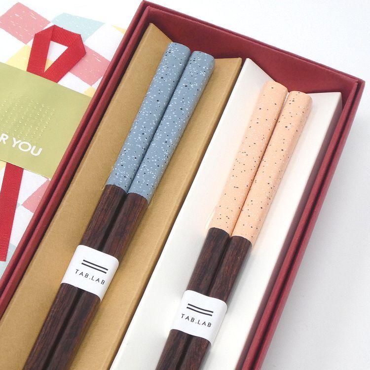 夫婦箸 ペア セット 箸 Amaoto あまおと ブルー ピンク 赤箱 プレゼント 結婚祝 おしゃれ 母の日 誕生日 若狭塗 食洗機対応 かわいい ギフト 黒箱入 日本製 1407 Aka お箸の専門店 E ビジネスnext 通販 Yahoo ショッピング