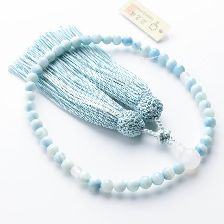 出雲瑪瑙碧玉３３珠　片手念珠　女性物 数珠 女性用 青蝶貝6mm 白瑪瑙仕立 正絹蛍房(水色に白 ブルーシェル 青