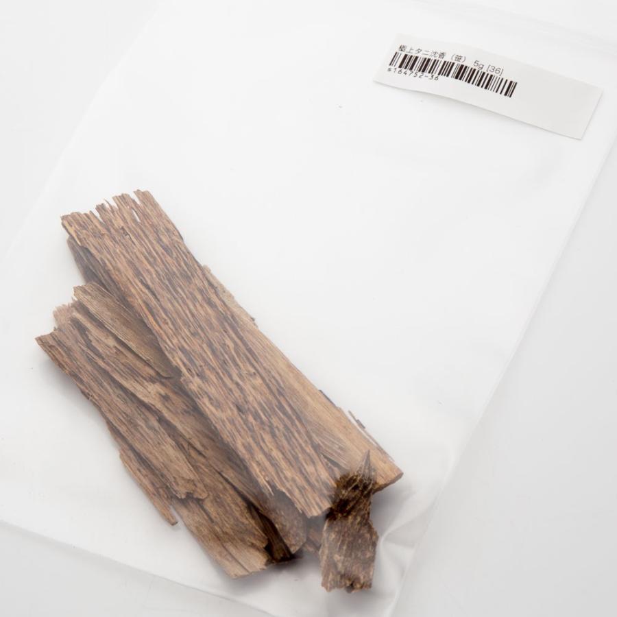 線香・お香・極上タニ沈香（笹） 5g [36] 極品沈水タニ沈香4.08g（伽羅