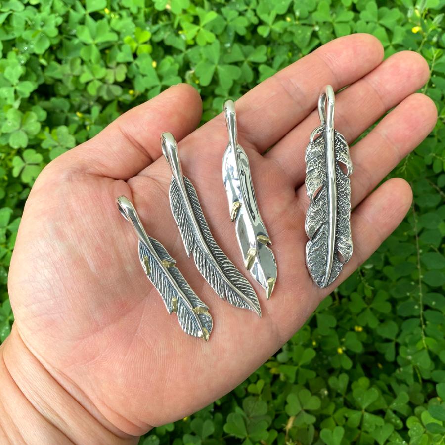 BILL WALL LEATHER（ビルウォールレザー） ラージグラフィティフェザー