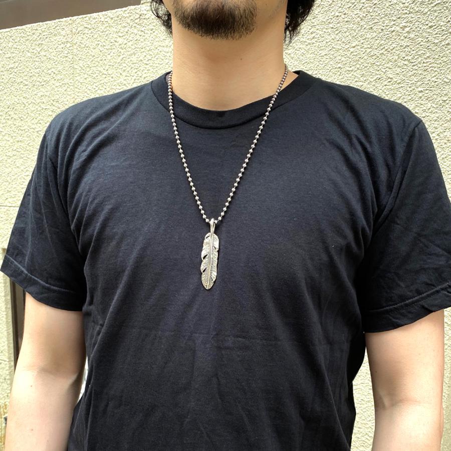 BILL WALL LEATHER（ビルウォールレザー） ラージグラフィティフェザー
