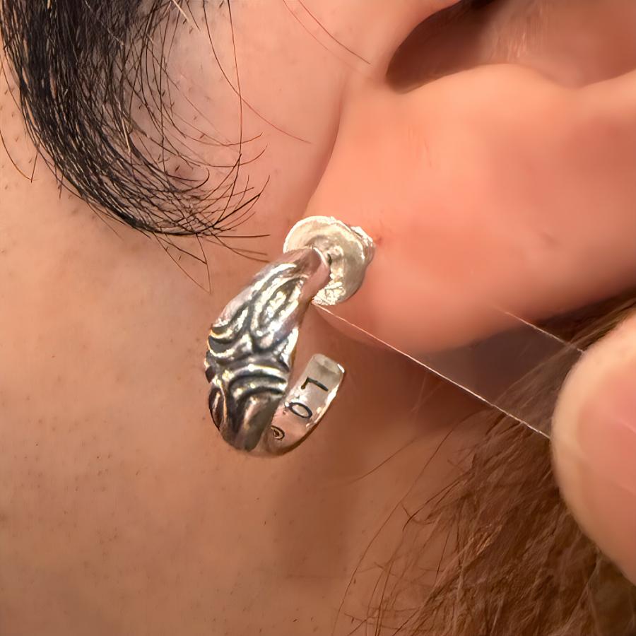【LONEONES】カーヴドシルクフープピアス LONE ONES（ロンワンズ） カーヴドシルクフープ Carved Silk Hoop
