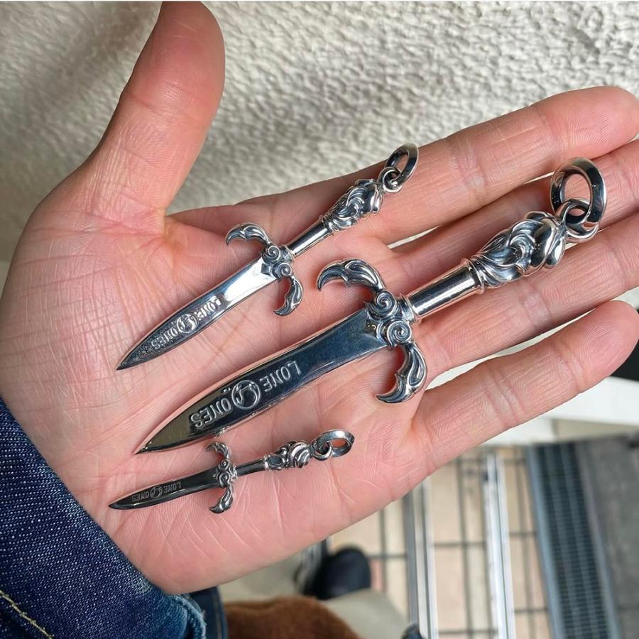 LONE ONES Mating Flight Pin コマ LONE ONES（ロンワンズ） (ロンワンズ) / MATING FLIGHT DAGGER MEDIUM