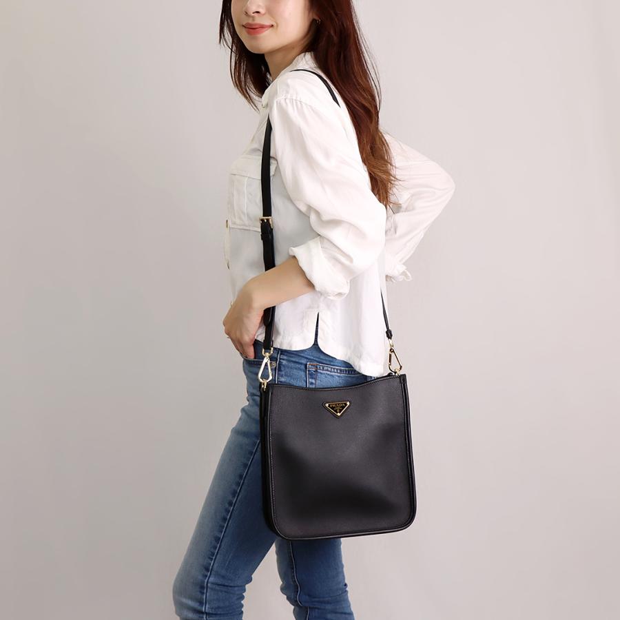 PRADA 【お取り寄せ】 プラダ ショルダーバッグ SOFT GRAIN PRADA 【お取り寄せ】 プラダ ショルダーバッグ SOFT GRAIN