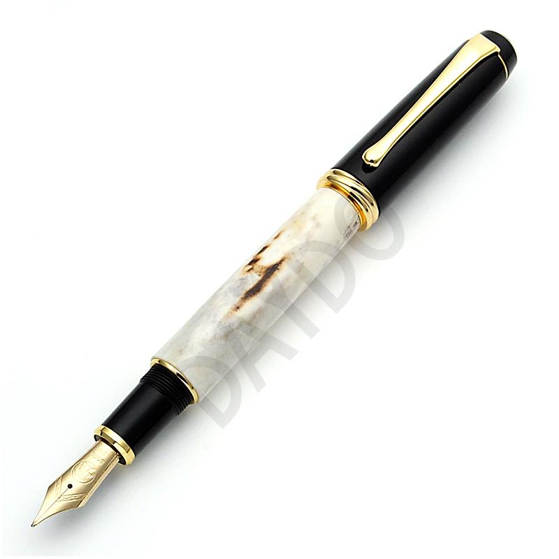 呉竹 万年筆 夢銀河 鹿角 （DBA140-2） : ディーズステーショナリー