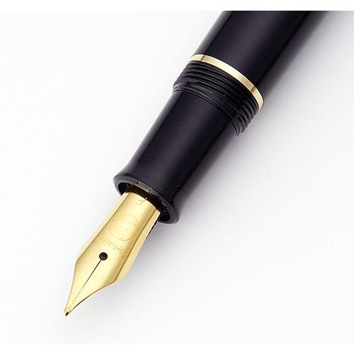 Pelikan（ペリカン） 万年筆 クラシック P200 (ブラック/ゴールド