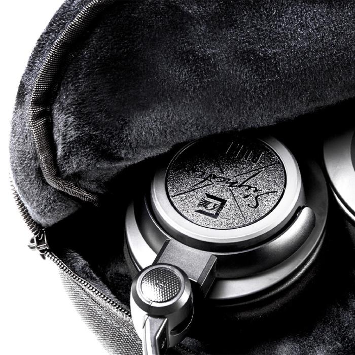 【動作確認のみ】有線ヘッドホン ULTRASONE Signature PURE Sandal Audio: Ultrasone Signature Pure ヘッドホンの試聴レビュー