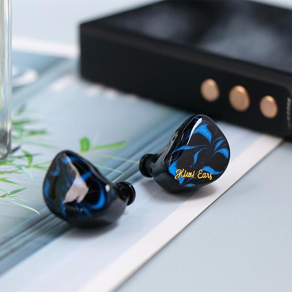 有線イヤホン) Kiwi Ears Cadenza Blue リケーブル対応 2Pin iPhone