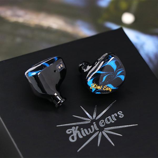 有線イヤホン) Kiwi Ears Cadenza Blue リケーブル対応 2Pin iPhone