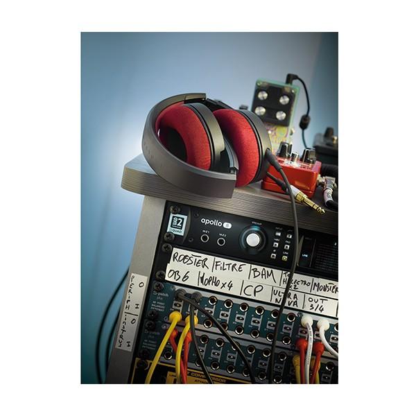 フォーカルポイント (お取り寄せ) FOCAL Listen Professional