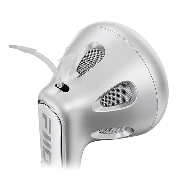 FiiO FIIO FF1 Silver フィーオ 有線イヤホン マイク付き FiiO FIIO FF1 Silver フィーオ 有線イヤホン マイク付き